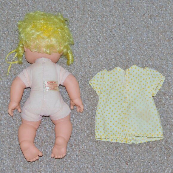 Vintage 1982 Kenner 14" Strawberry Shortcake Lemon Meringue Blow Kiss Baby Doll - Picture 3 of 5